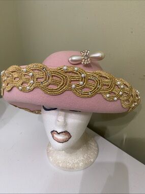 Pretty Pink Dress Hat / Church Hat by Oscar de la Renta